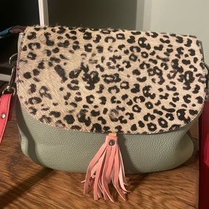 Soruka Lola Reversible Crossbody, pink tassel